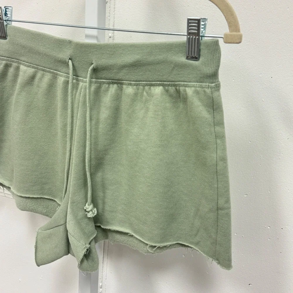 PacSun Women's Sage Green‎ Fleece Raw Hem Sweat Shorts Size S Small Loungewear